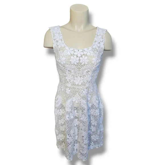 wedding dress 3d lace Elegant White 3D Floral Sequin Bridal Puff Sleeves Wedding Dress SW085 White / 2